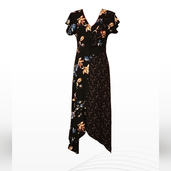 Xhilaration Dresses & Skirts - BEAUTIFUL Asymmetrical Floral Dress with Cross Tied Open Back.